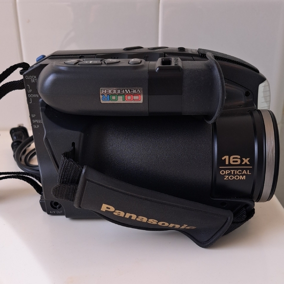 Panasonic Black Video Camcorder with 16x Optical Zoom